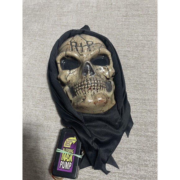 Halloween Skull Mask Adult Black Hood Blood Pump Not Working - Picture 7 of 7